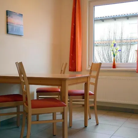 شقة Amalia, Ferienwohnung 6 *